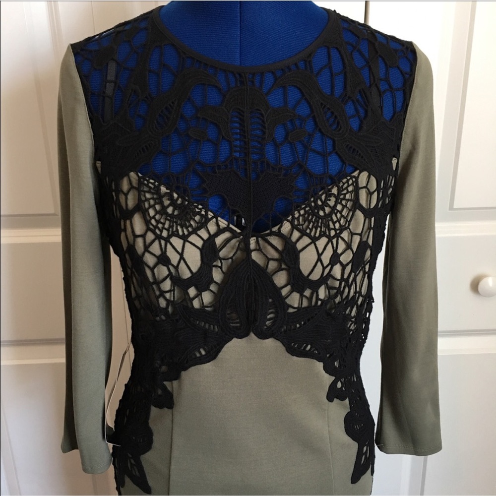 Bebe Lace Appliqué 3/4 Sleeve Dress - Picture 2 of 6